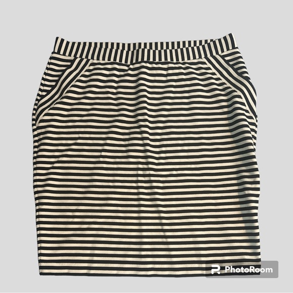 Elle Striped Peplum Top & Pencil Skirt - Picture 2 of 6
